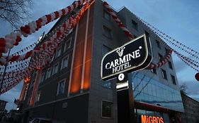 Carmine Otel